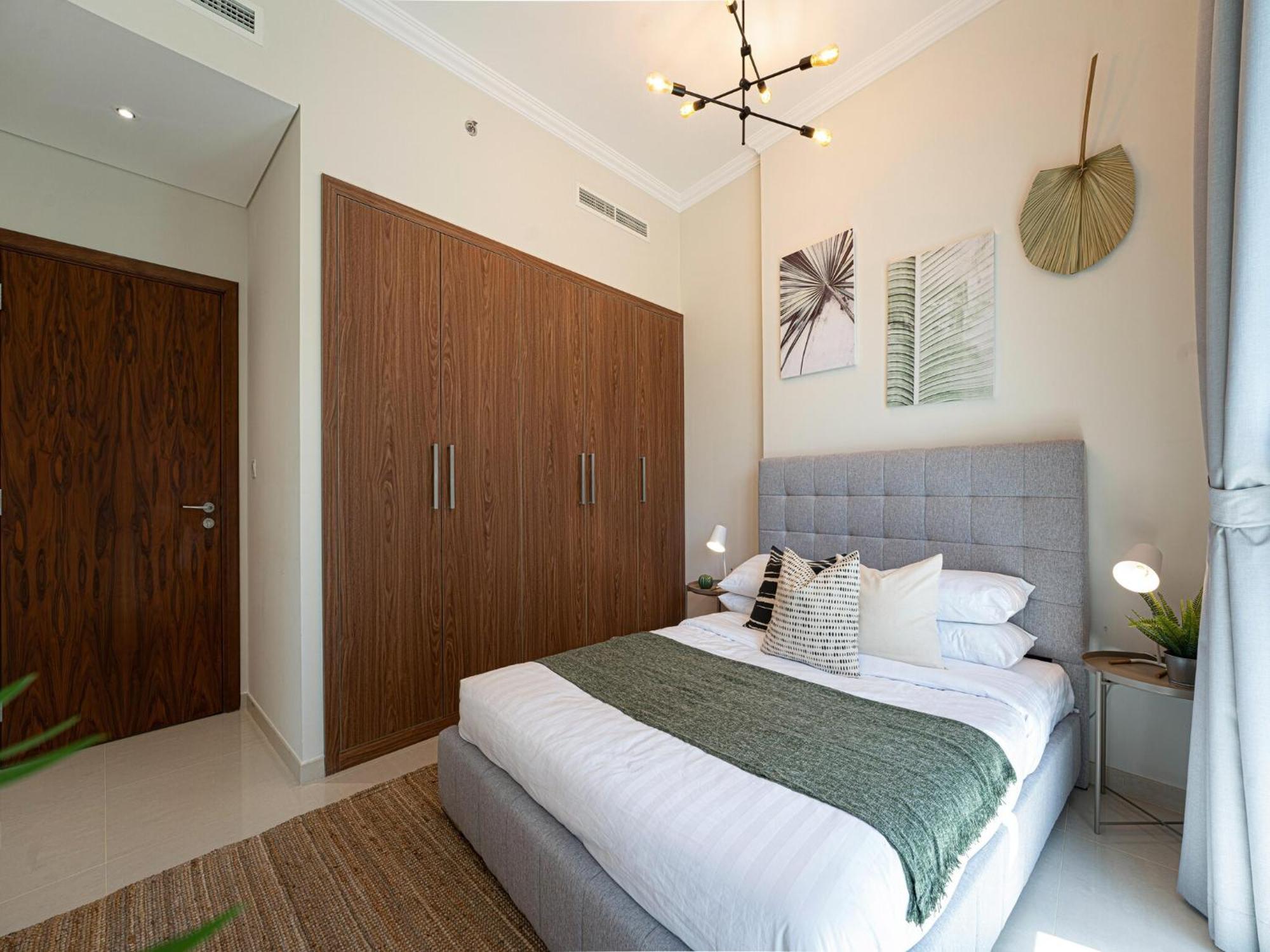 Luxe Apartments Near Dubai Mall Burj Khalifa Pool Gym Parking المظهر الخارجي الصورة